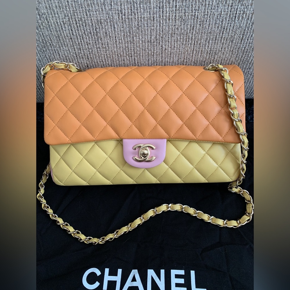 Chanel classic medium double flap bag - Picture 2 of 16